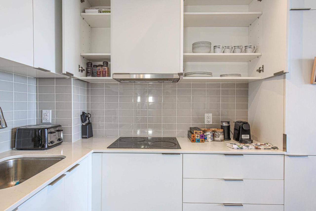 Luxury View In Toronto Downtown 3 Bedroom 2.5 Bathroom 1 Parking Exterior photo